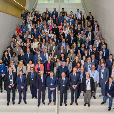 Gruppenfoto von Vertreterinnen und Vertreter von neun Universitäten aus ganz Europa in Freiberg und Mittweida zur EURECA-PRO Review Week.