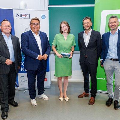 Manfred Burdis (Kommunalkredit Austria AG), Martin Graf (Energie Steiermark AG), Karoline Moser (Moderation), Thomas Kienberger (Montanuniversität Leoben) und Karlheinz Rink (IV Steiermark) haben die Ergebnisse des Masterplans grüne Energie 2040 im Rahmen des 8. Energiewirtschaftlichen Kolloquium diskutiert. 