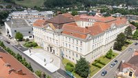 montanuniversitaet_leoben_hauptgebaeude